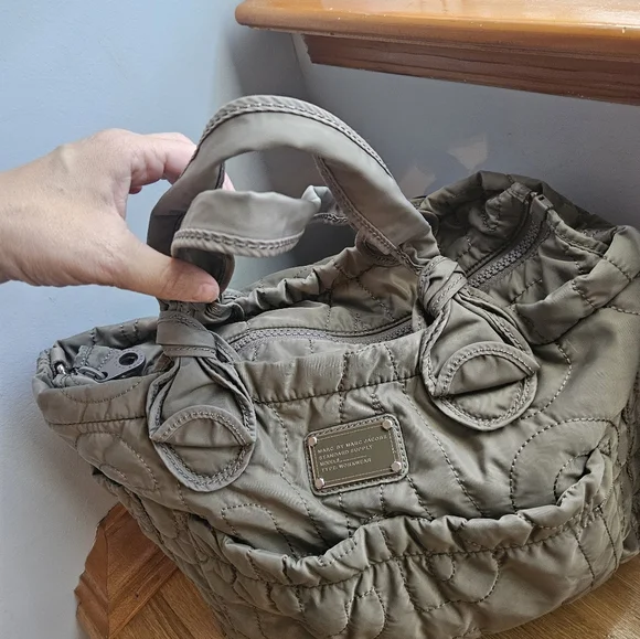 Marc By Marc Jacobs Standard Supply Nylon Tote Quilted Weekender - Picture 3 of 9